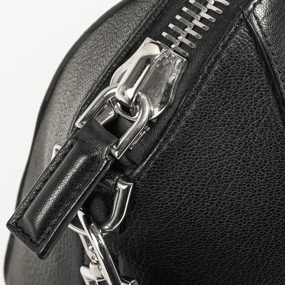 Givenchy Antigona Small Black Leather Tote Bag - Picture 11 of 14
